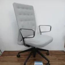 Vitra ID Task Office Chair Light Grey Upholstery Chrome Arms Black Base