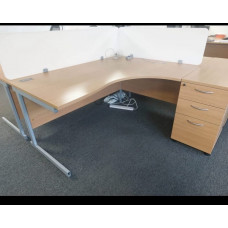 Lee and Plumpton Satelite Crescent workstation Right Hand